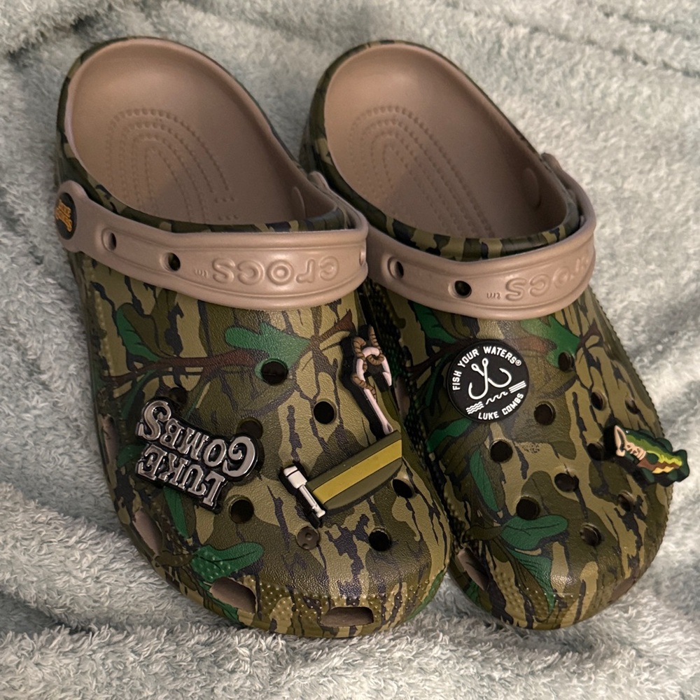 CROCS Luke Combs Collection